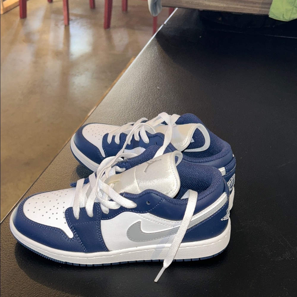 Nike Kids Navy and White Sneakers
